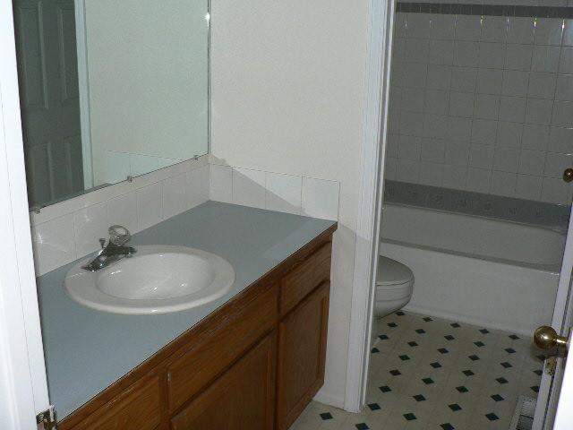 3926 E 35th - Photo 8