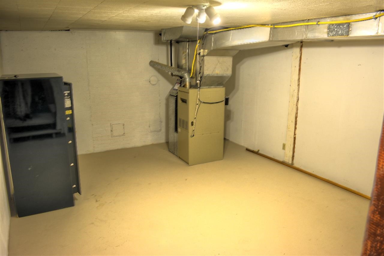 4606 N Bemis St. - Photo 13
