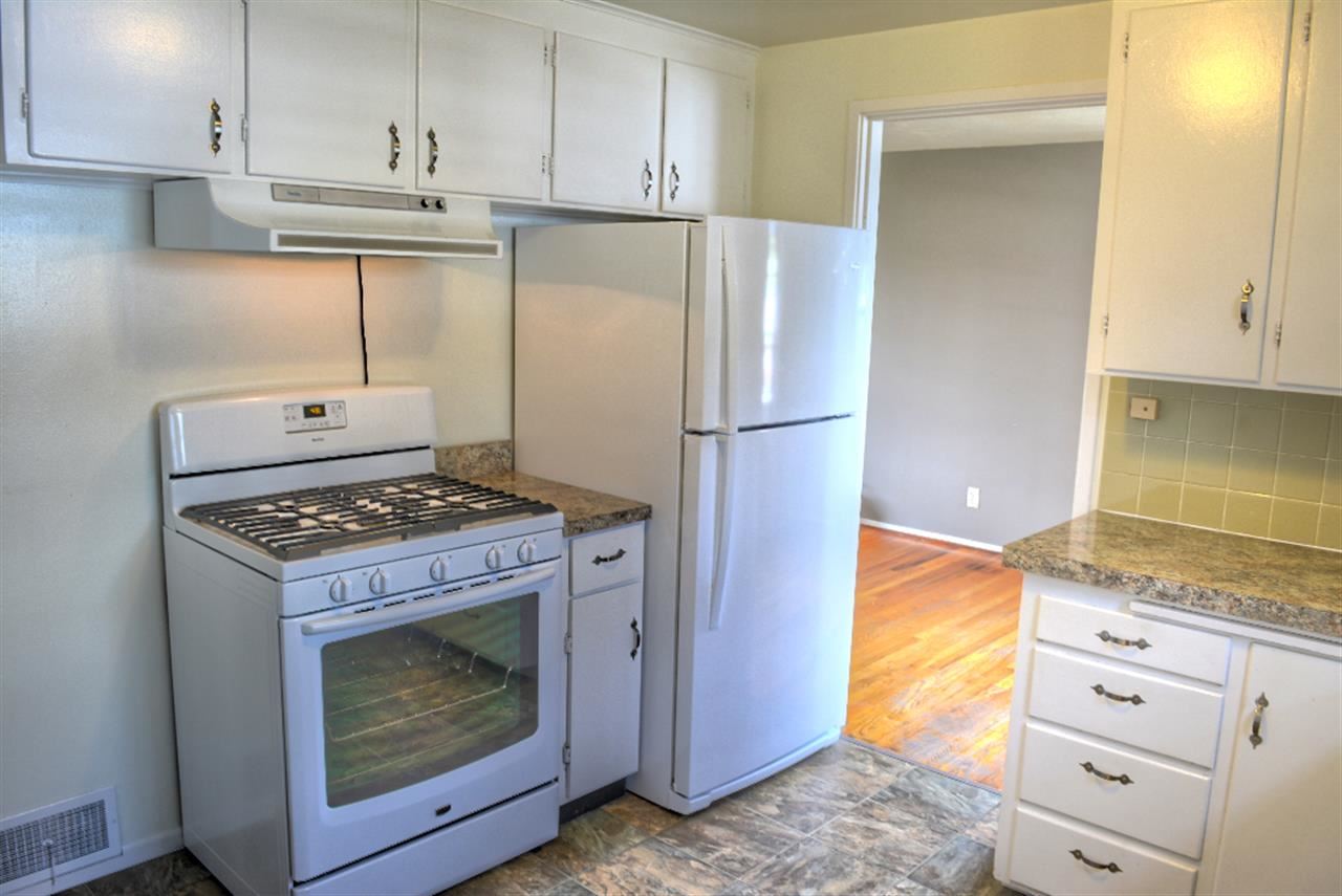 4606 N Bemis St. - Photo 4