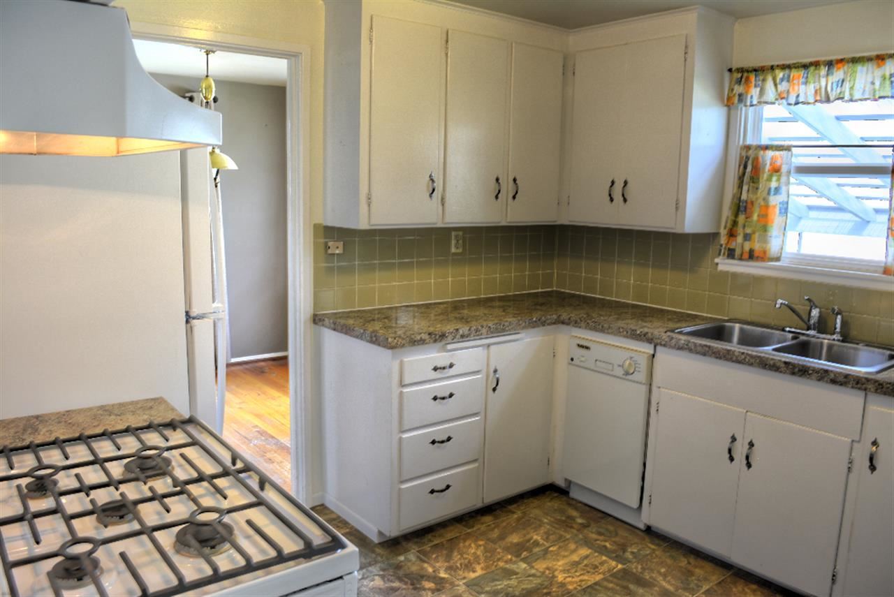 4606 N Bemis St. - Photo 5
