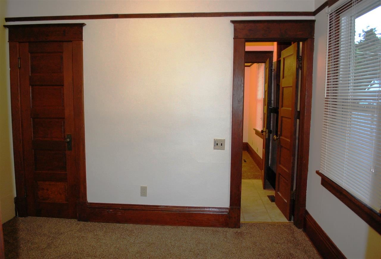 3215 W 4th Ave - Photo 8