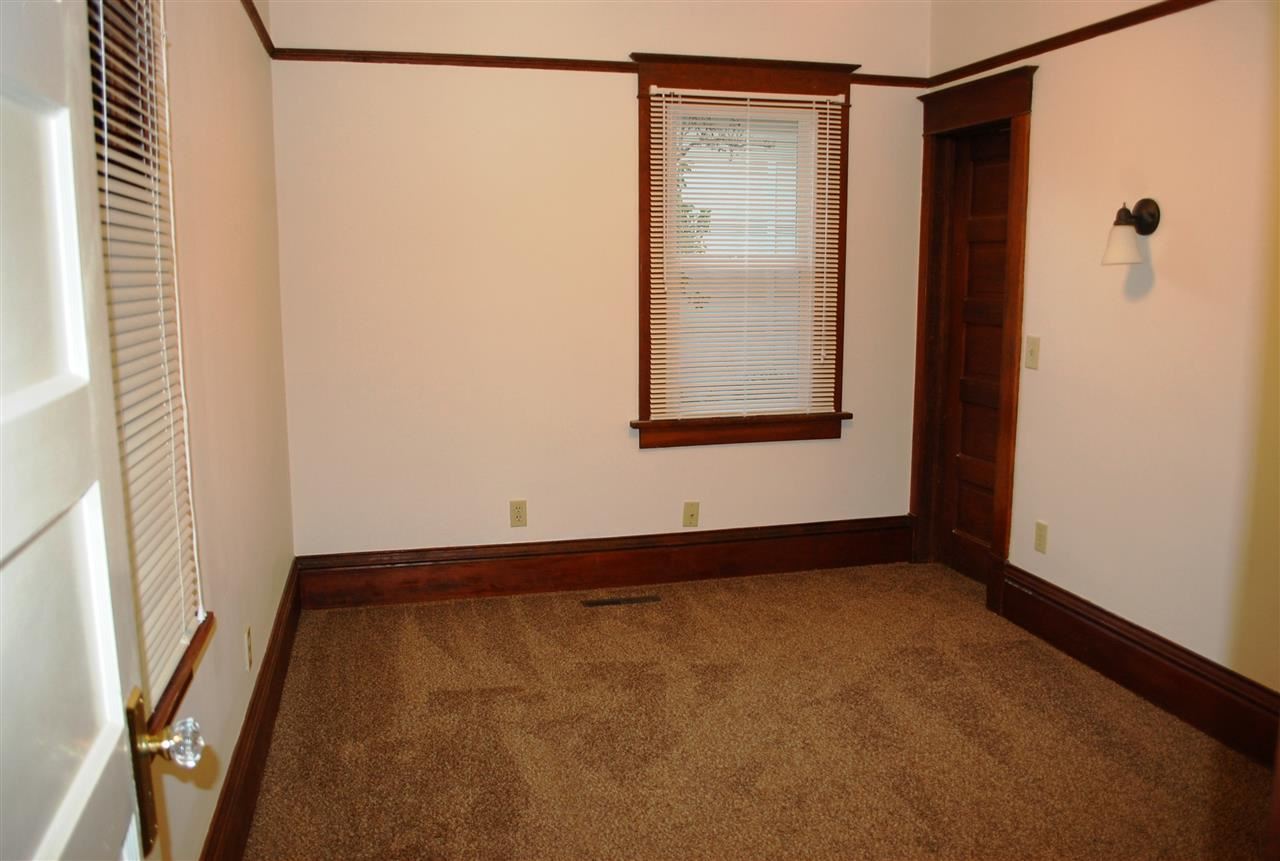3215 W 4th Ave - Photo 9