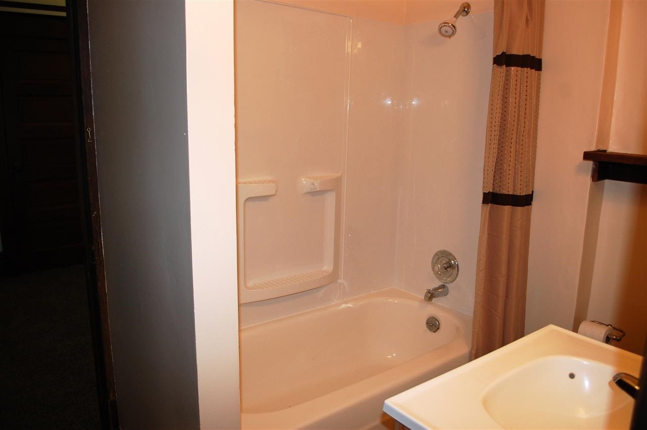 3215 W 4th Ave - Photo 10