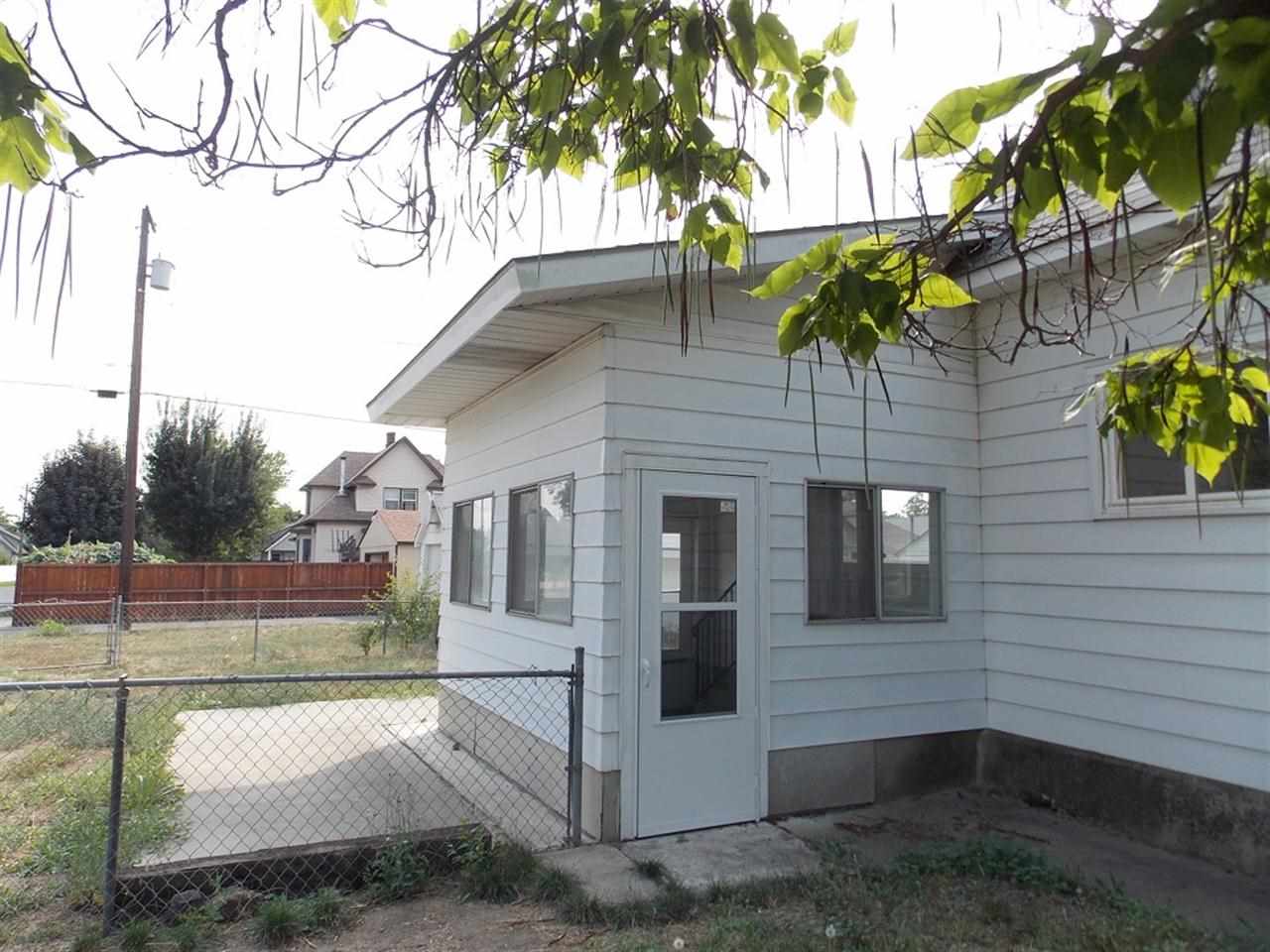 1103 W Grace Avenue - Photo 14