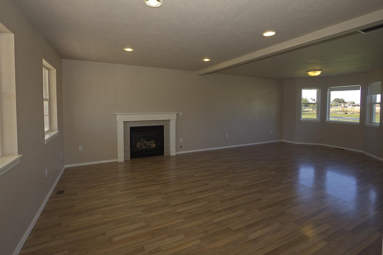 8021 N Five Mile Rd - Photo 4