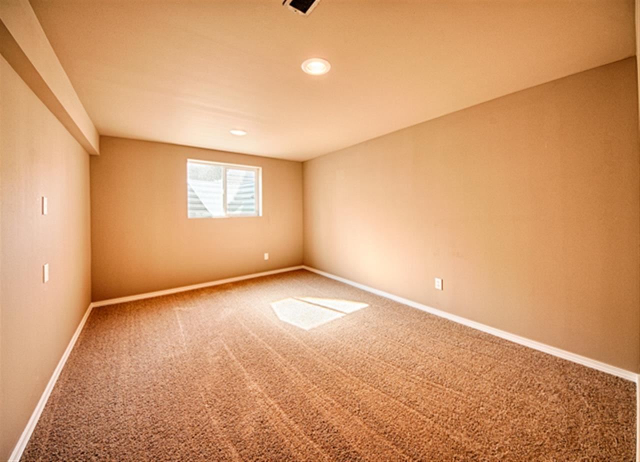 2703 N LAURA Rd - Photo 4