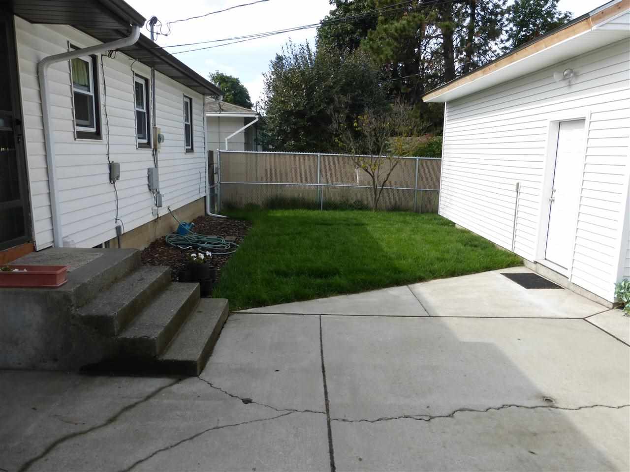 1105 E 37th Ave - Photo 18