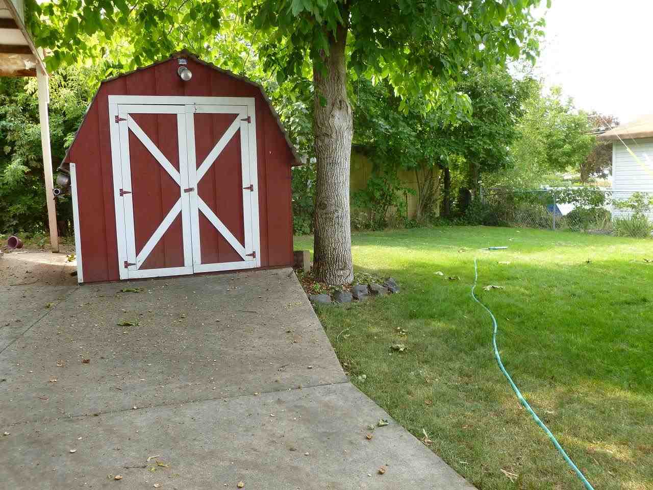 8227 E Frederick - Photo 14