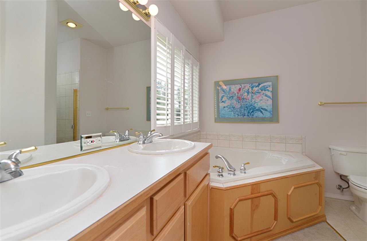 5625 S HOGAN Ln - Photo 11