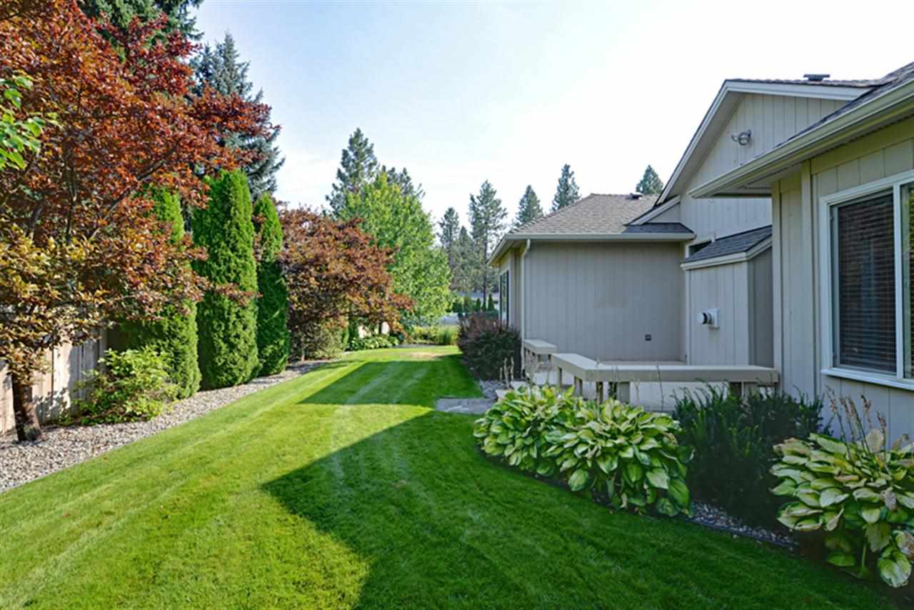 5625 S HOGAN Ln - Photo 19