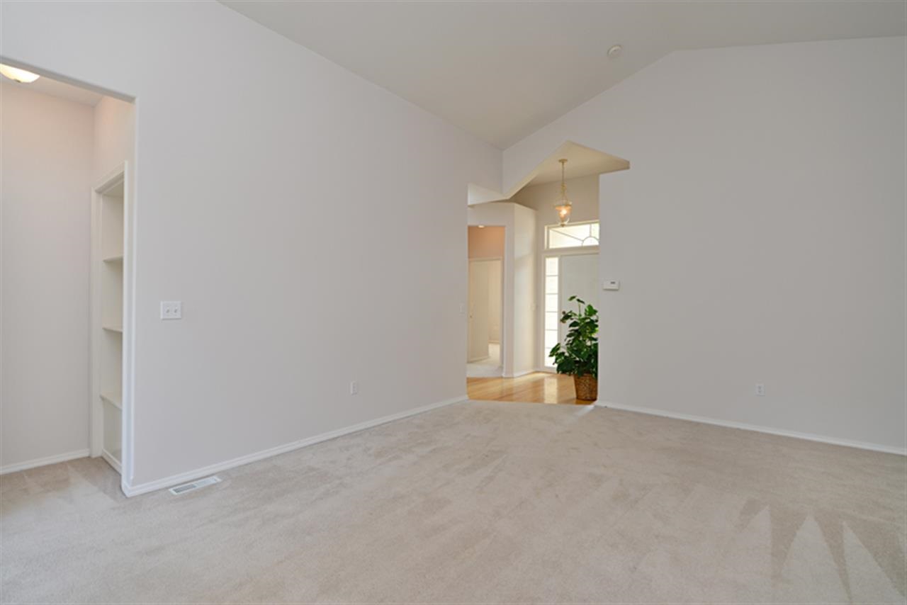 5625 S HOGAN Ln - Photo 5