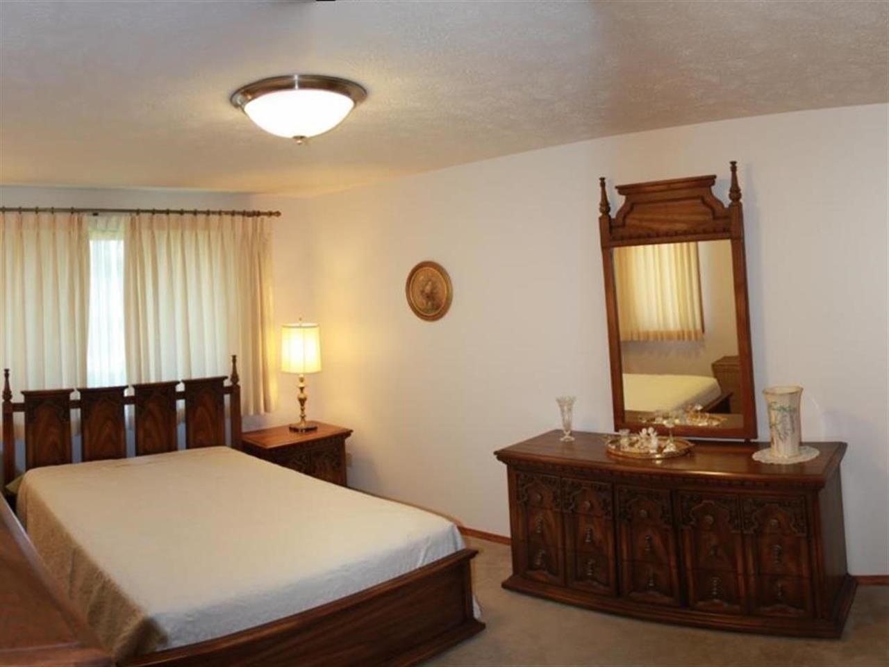 3823 S Alder Dr - Photo 5