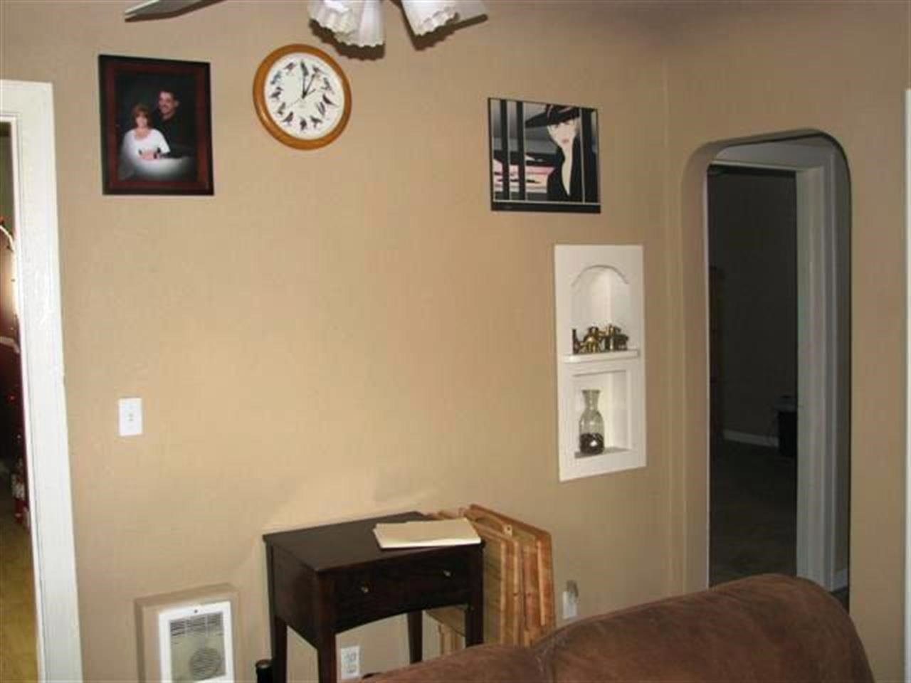 2117 W Sharp - Photo 4