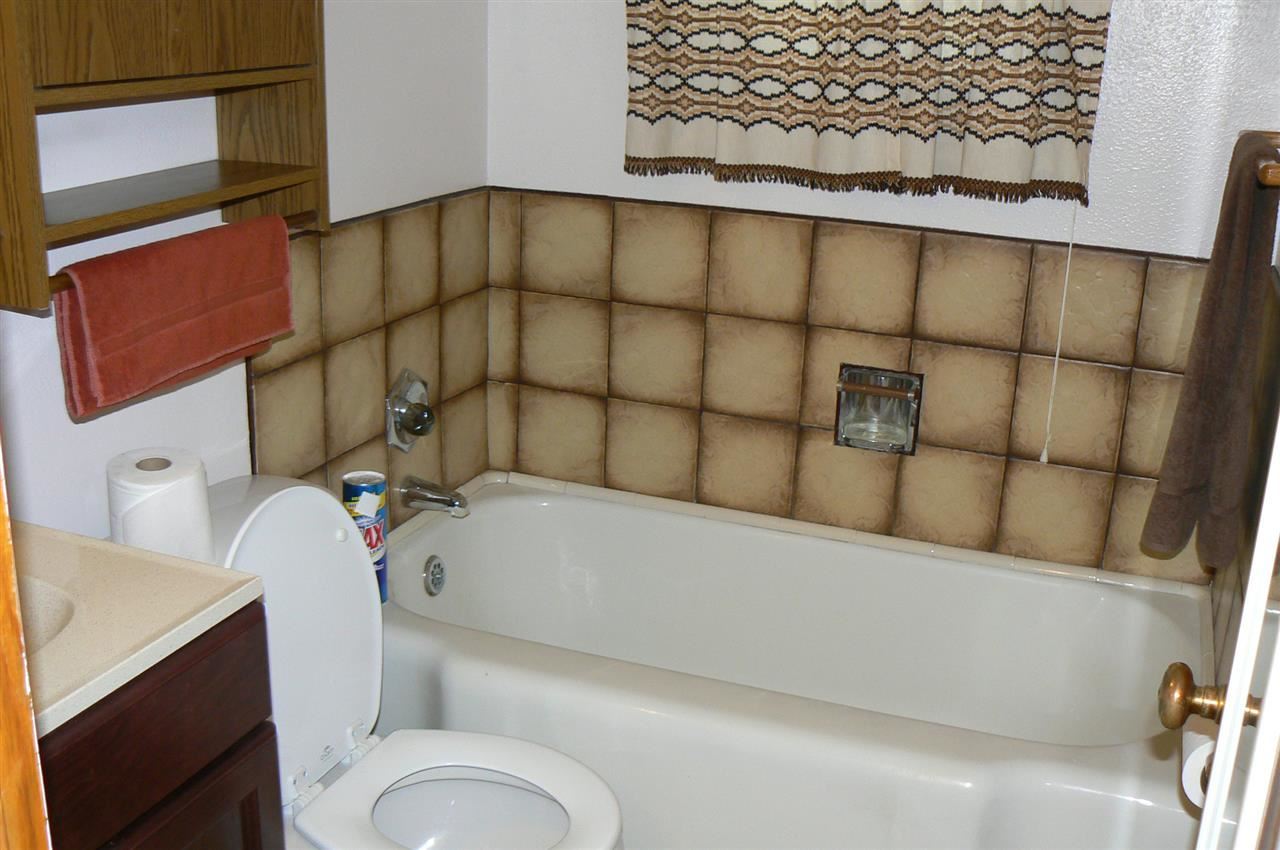 603 E Walton - Photo 12