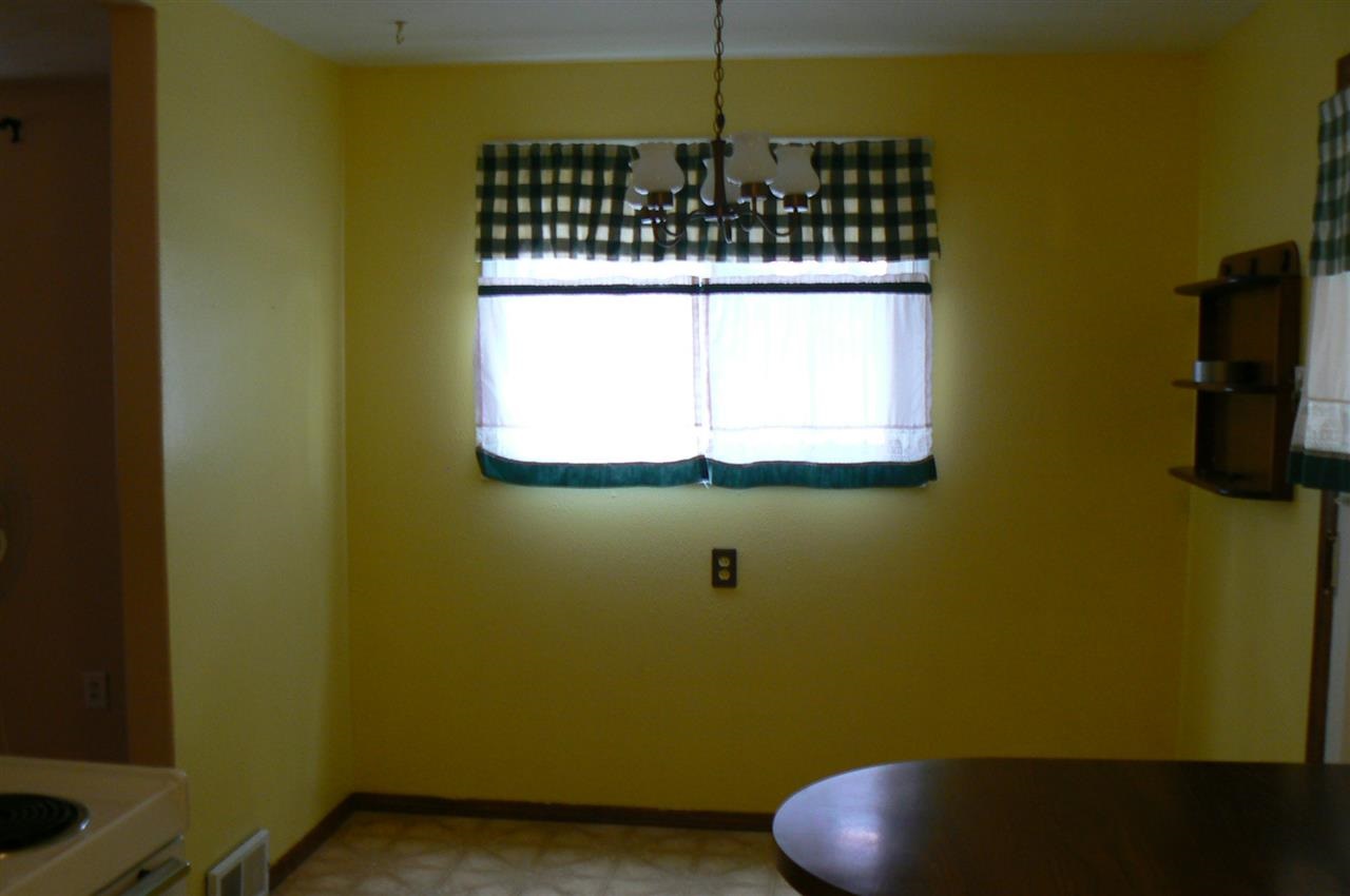 603 E Walton - Photo 7