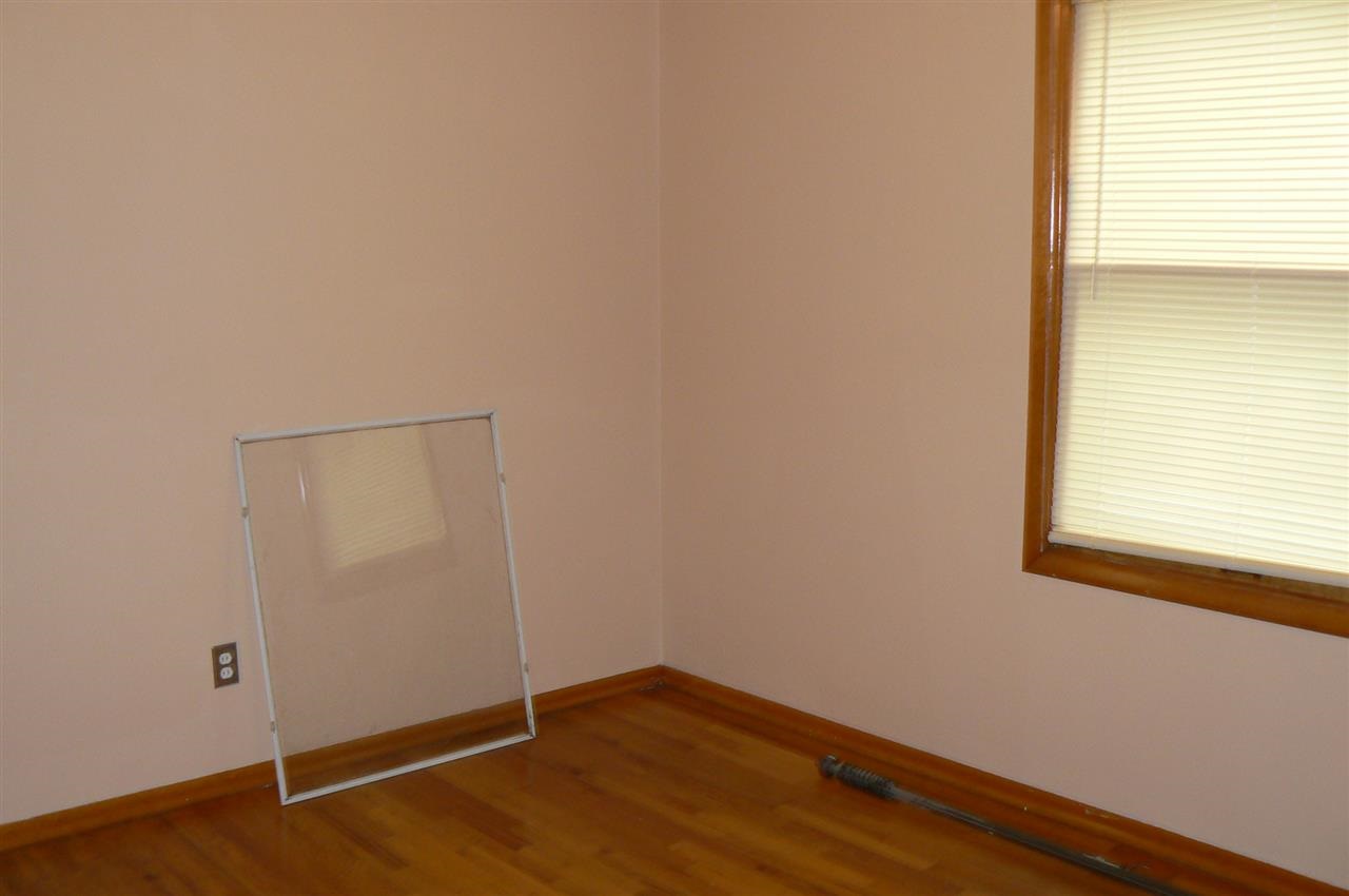 603 E Walton - Photo 10