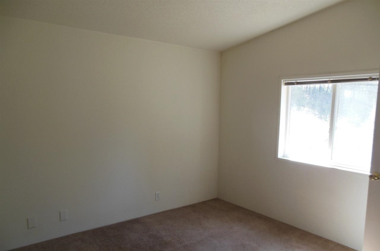 33206 N Hardesty Rd - Photo 6