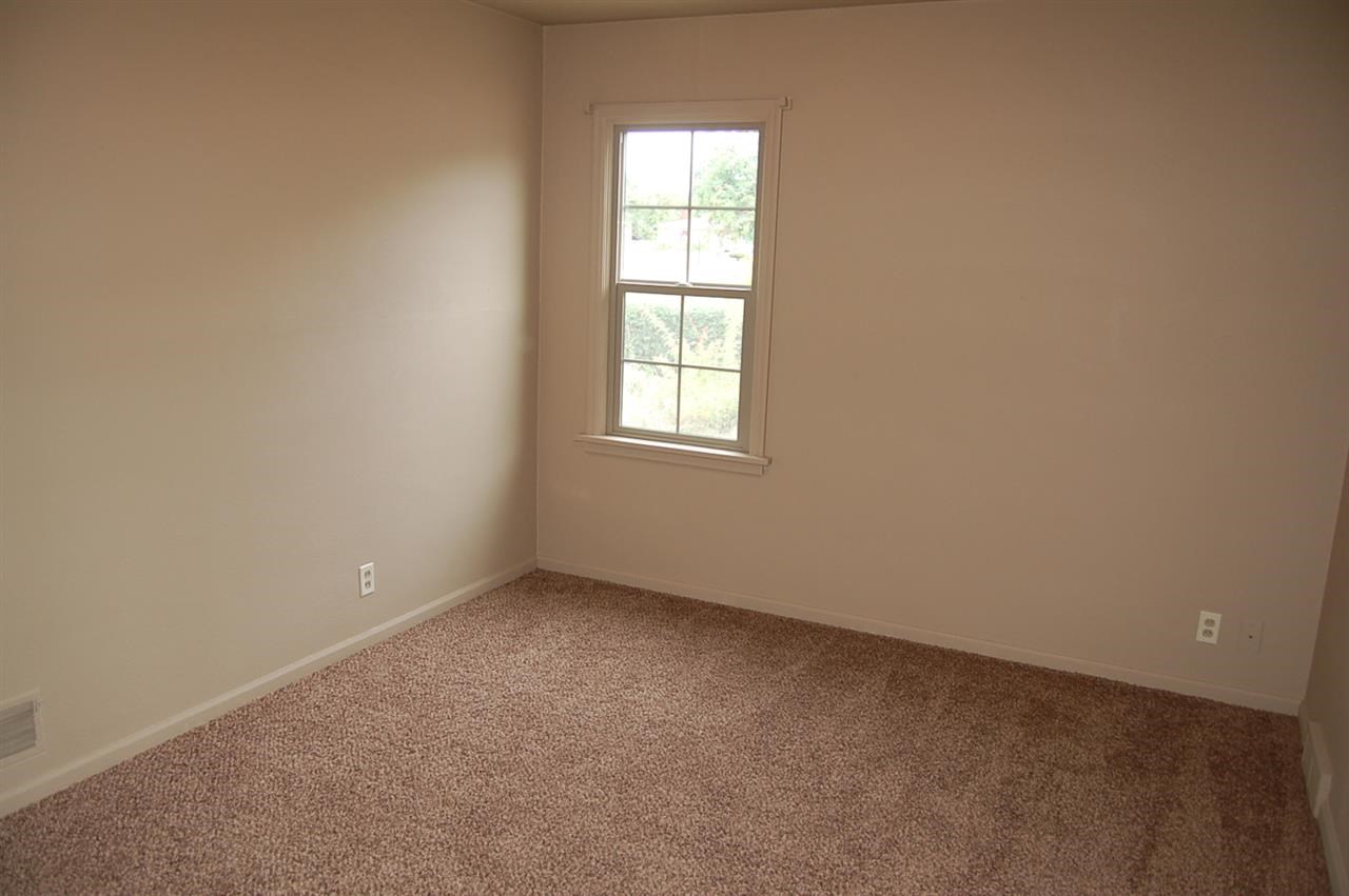 11504 E Valleyway Ave - Photo 12