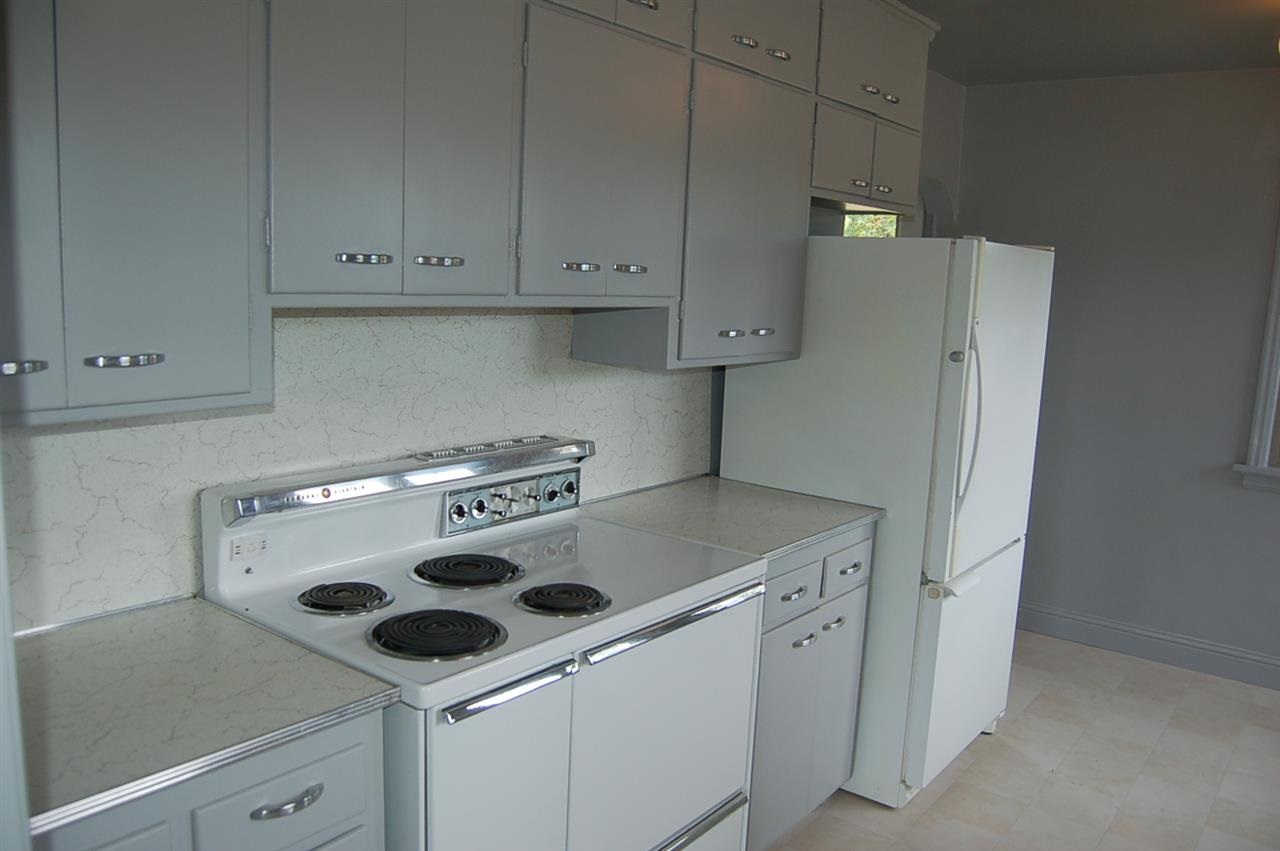 11504 E Valleyway Ave - Photo 8