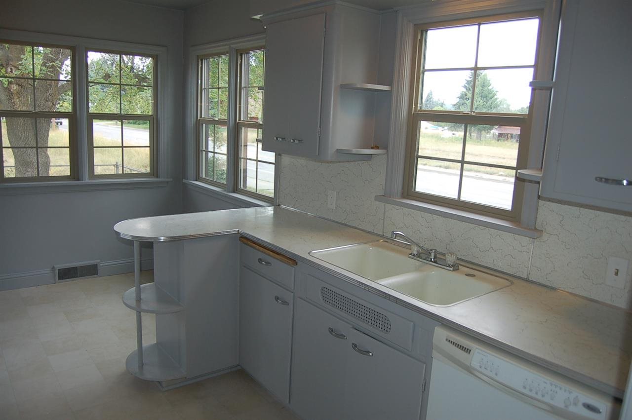 11504 E Valleyway Ave - Photo 9