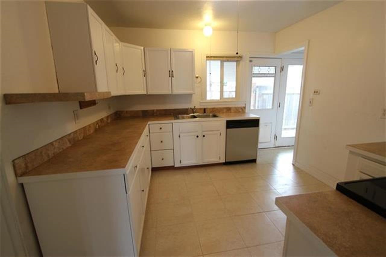 413 E Glass Ave - Photo 3