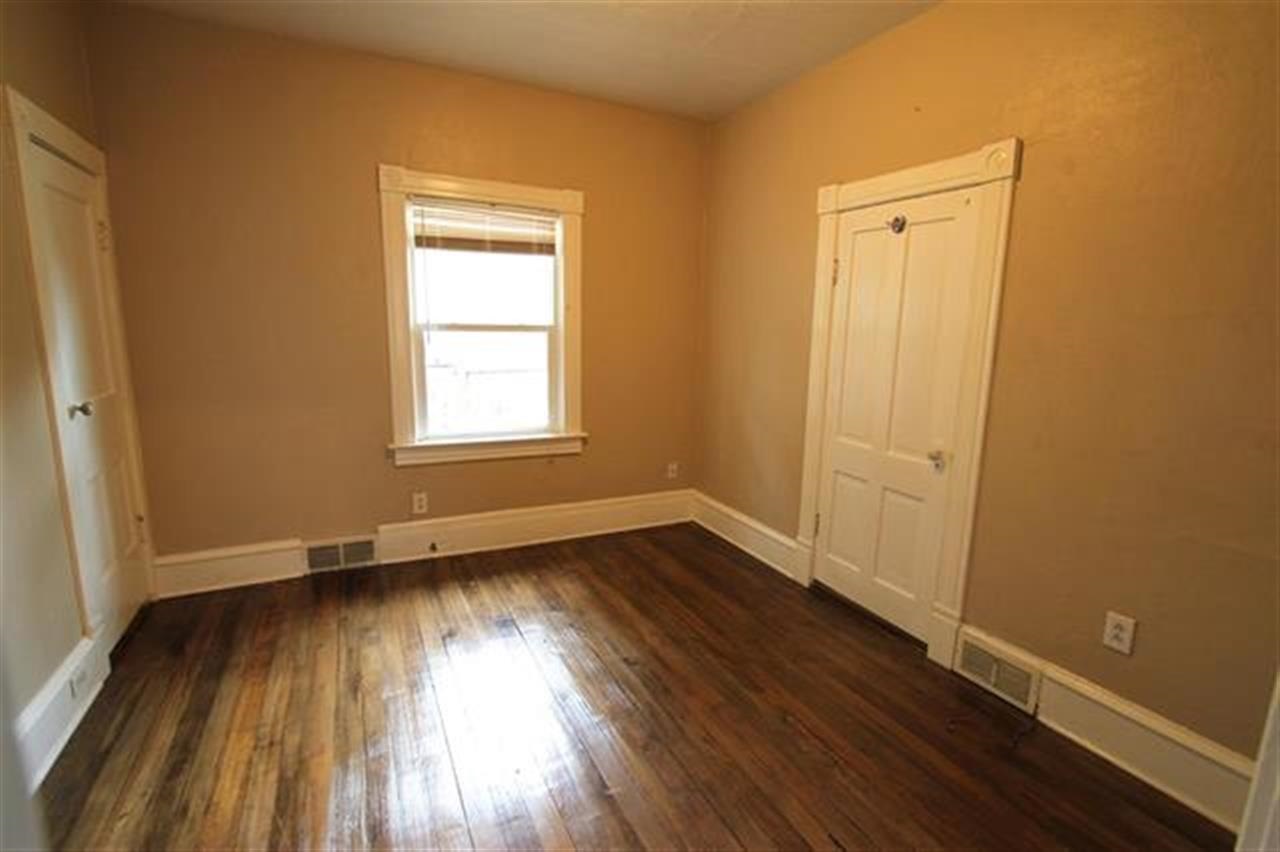 413 E Glass Ave - Photo 10
