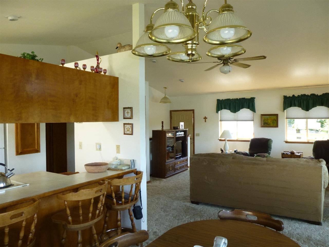 470 S Lake Dr. - Photo 6