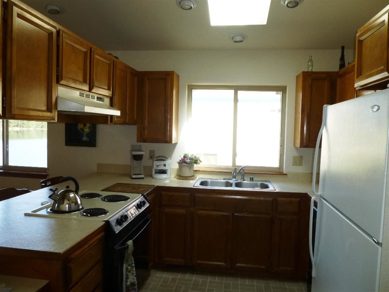 470 S Lake Dr. - Photo 8