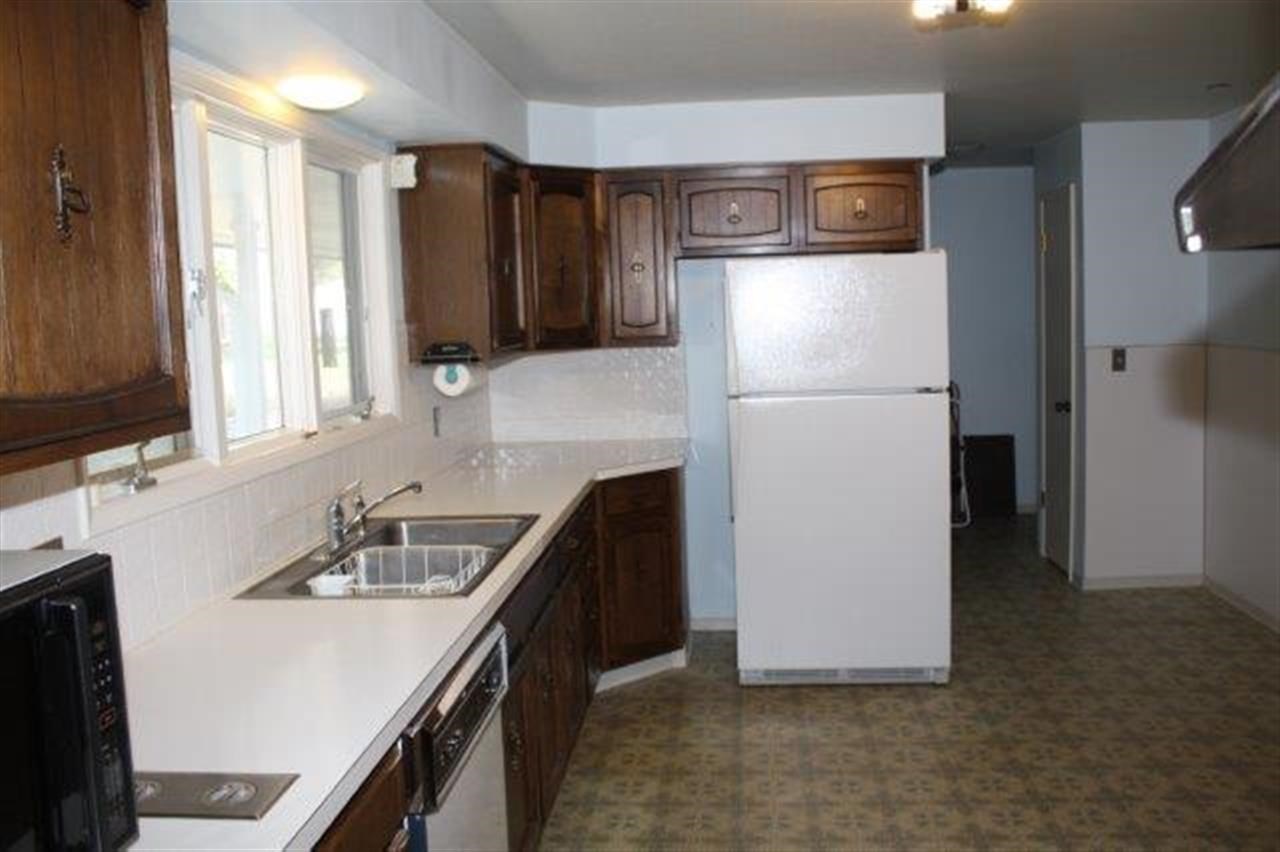 1608 5th St - Photo 6