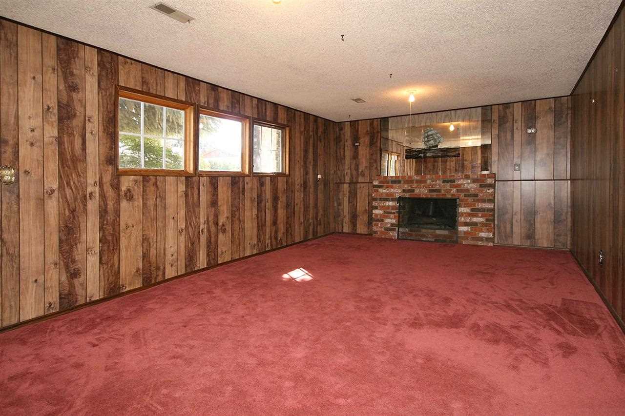 2227 E 49th Ave - Photo 14