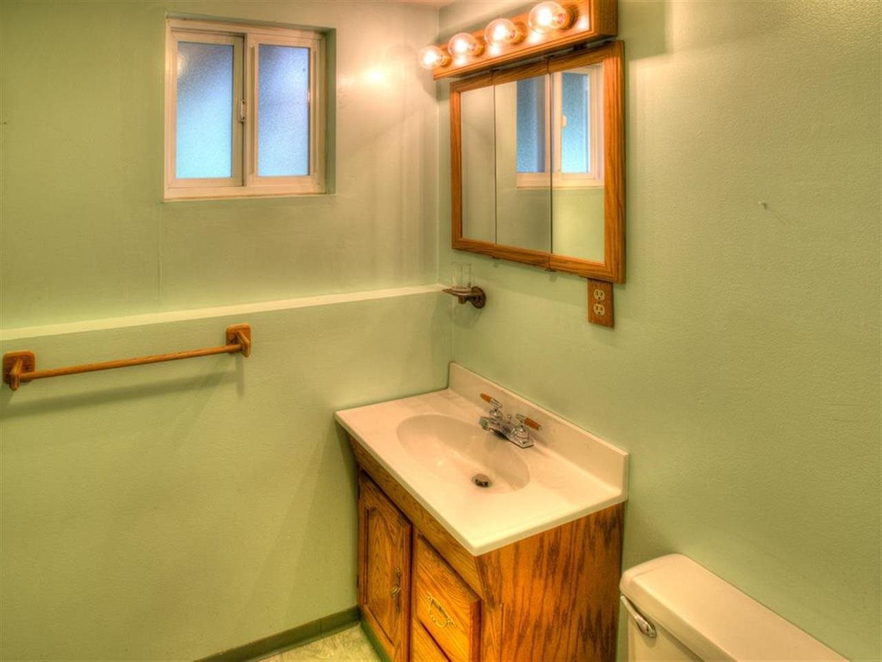 14422 E 16th Ave - Photo 13