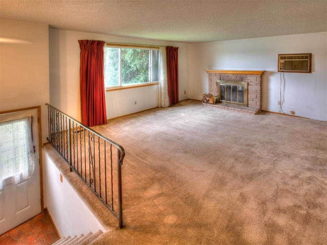 14422 E 16th Ave - Photo 3