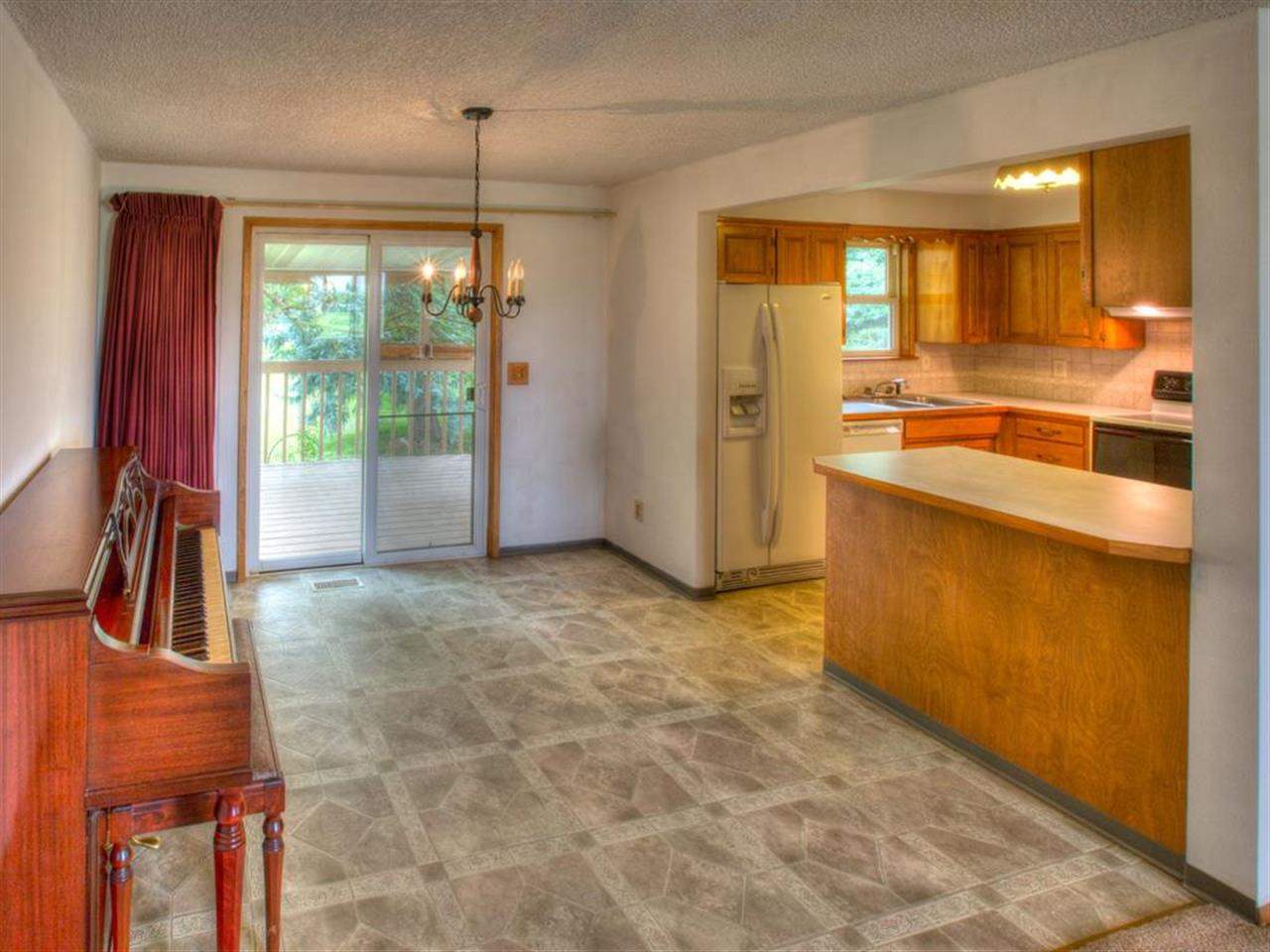 14422 E 16th Ave - Photo 4