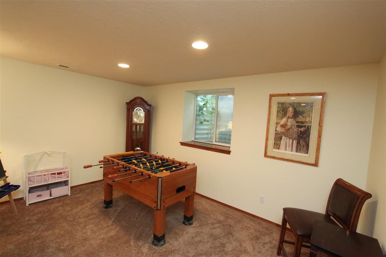12024 N Dakota Ln - Photo 15