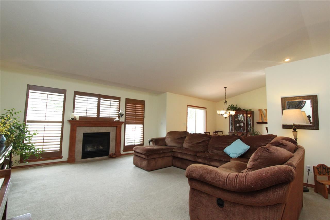12024 N Dakota Ln - Photo 3