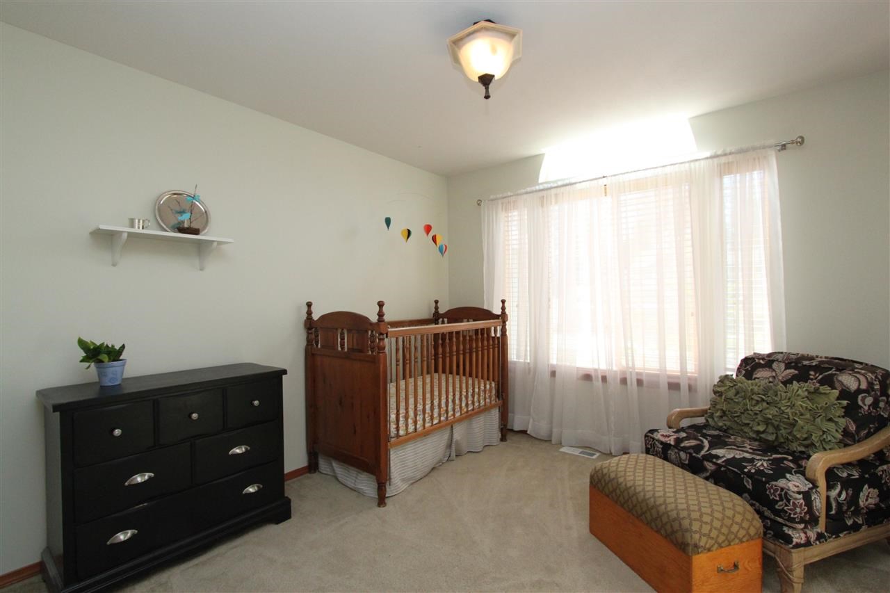 12024 N Dakota Ln - Photo 8