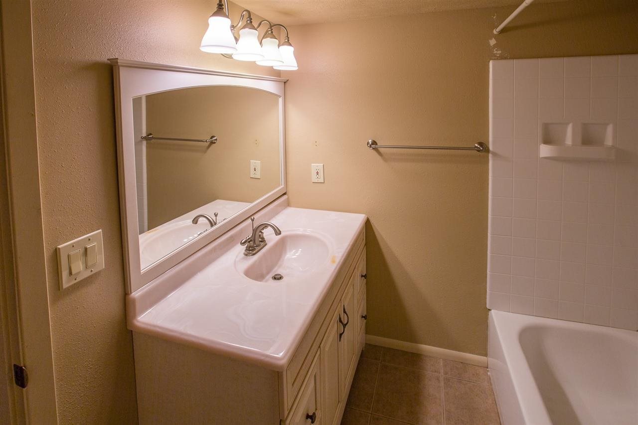 3612 S Eastgate Ct - Photo 14