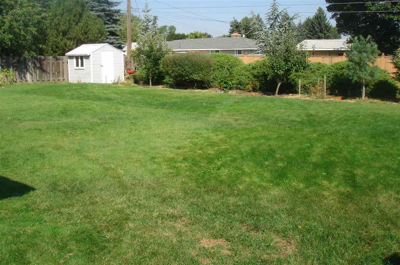 8609 E Sharp - Photo 17