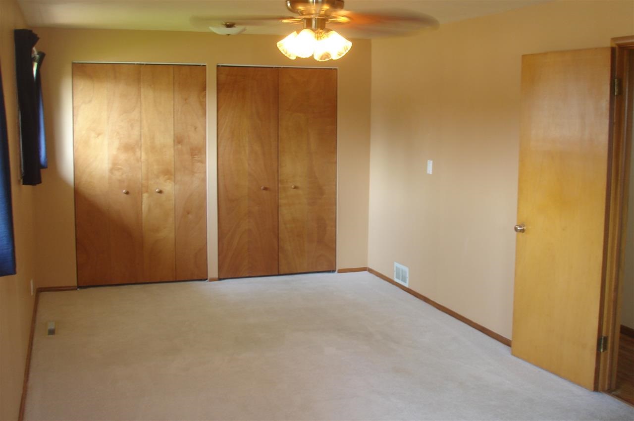 8609 E Sharp - Photo 7