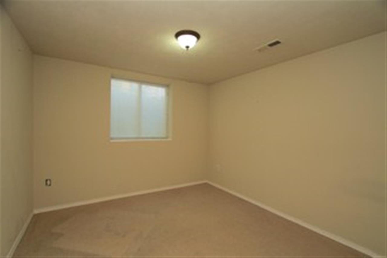 1434 E WEILE Ct - Photo 14