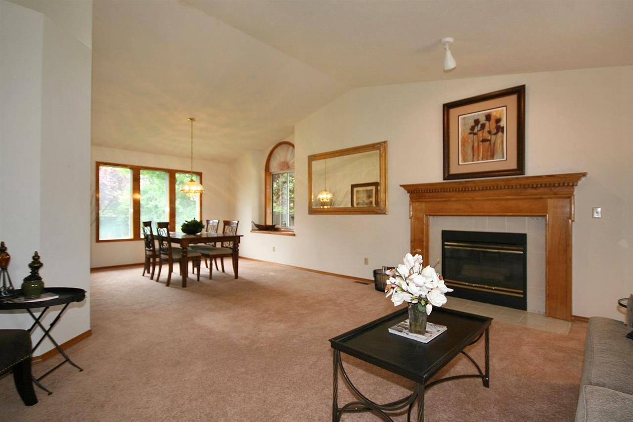 3519 S Whipple Rd - Photo 3