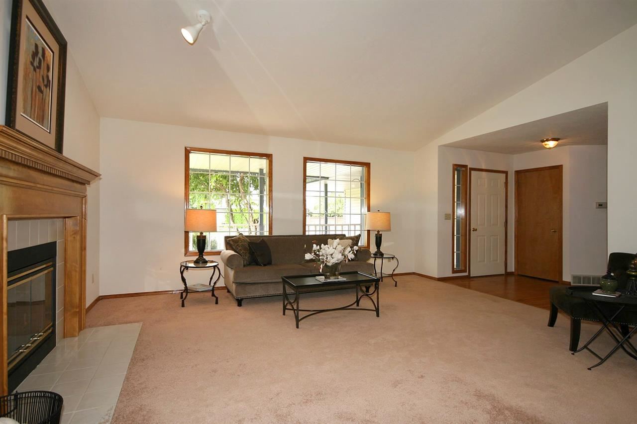 3519 S Whipple Rd - Photo 5