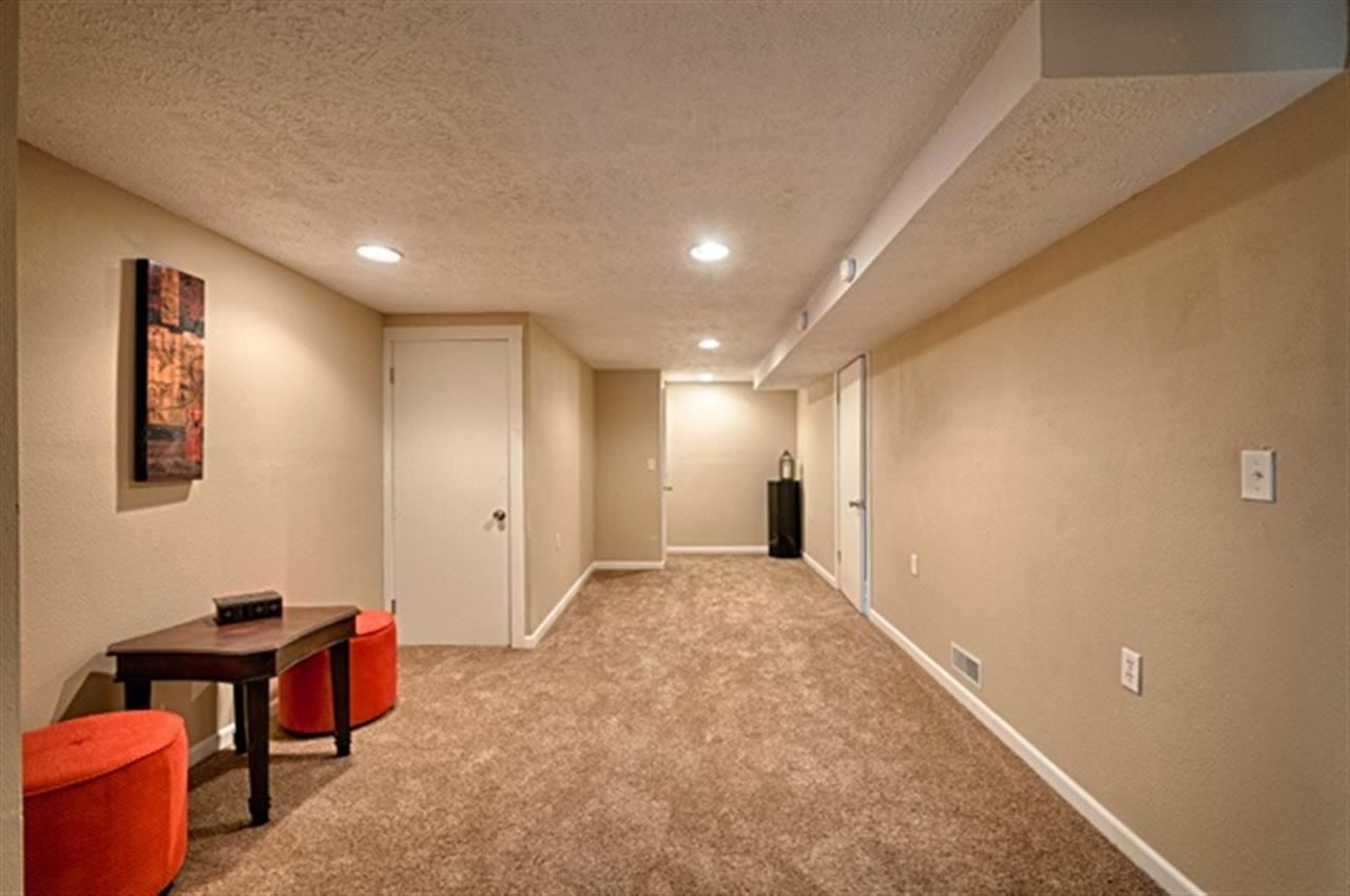 2304 W Francis Ave - Photo 12
