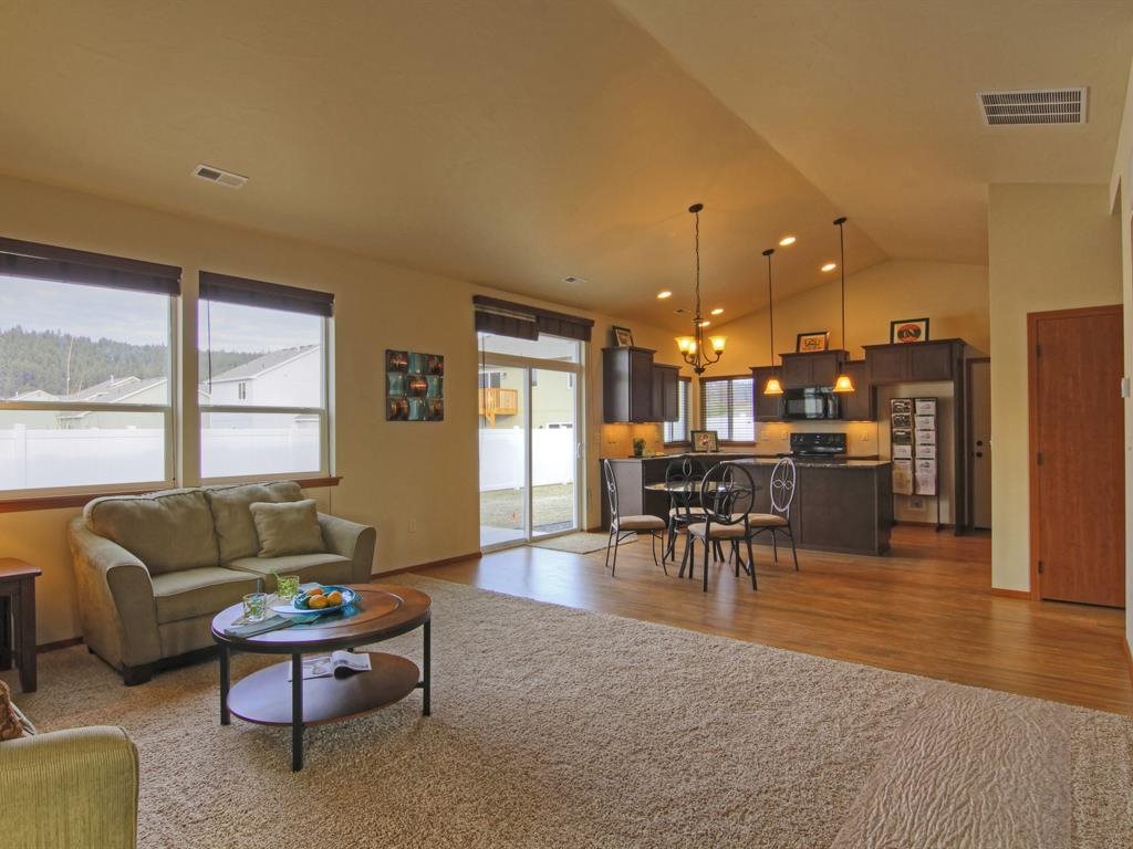 13609 E Olympic - Photo 4