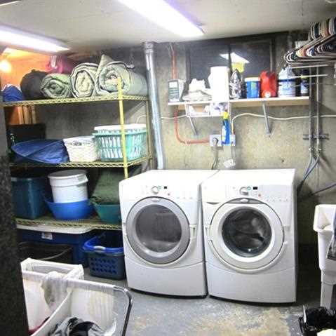 2726 W Midwick Ave - Photo 14