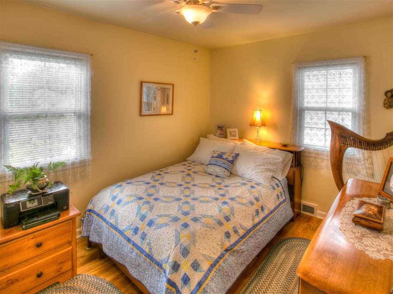 1020 E 32nd - Photo 9