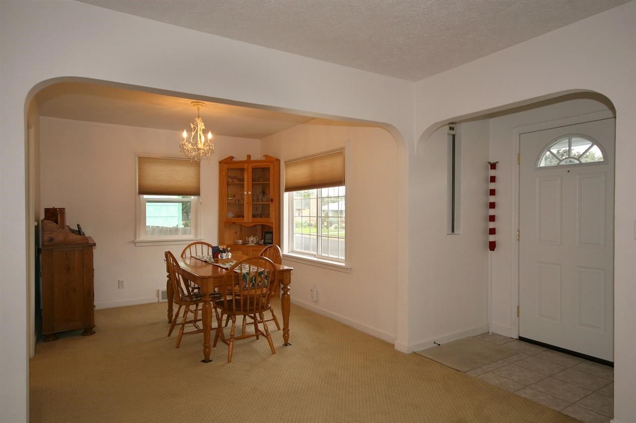 123 E Kiernan Ave - Photo 4