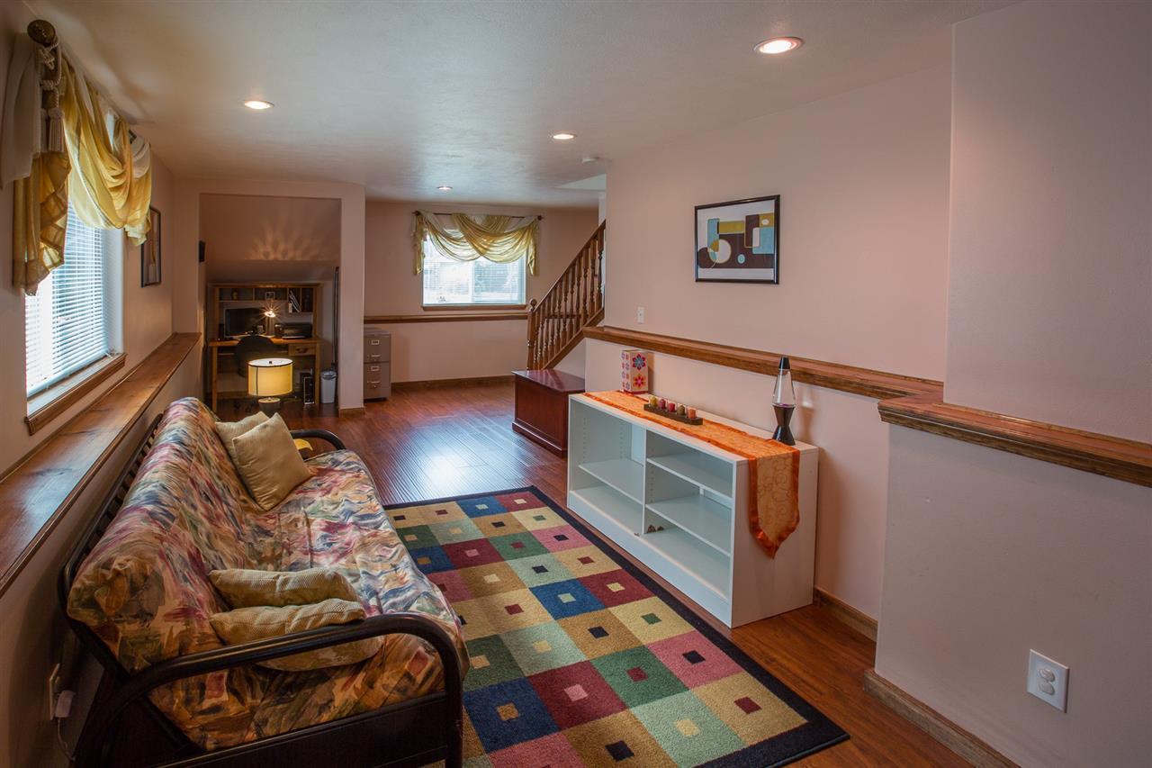 2328 W Kiernan Ave - Photo 15