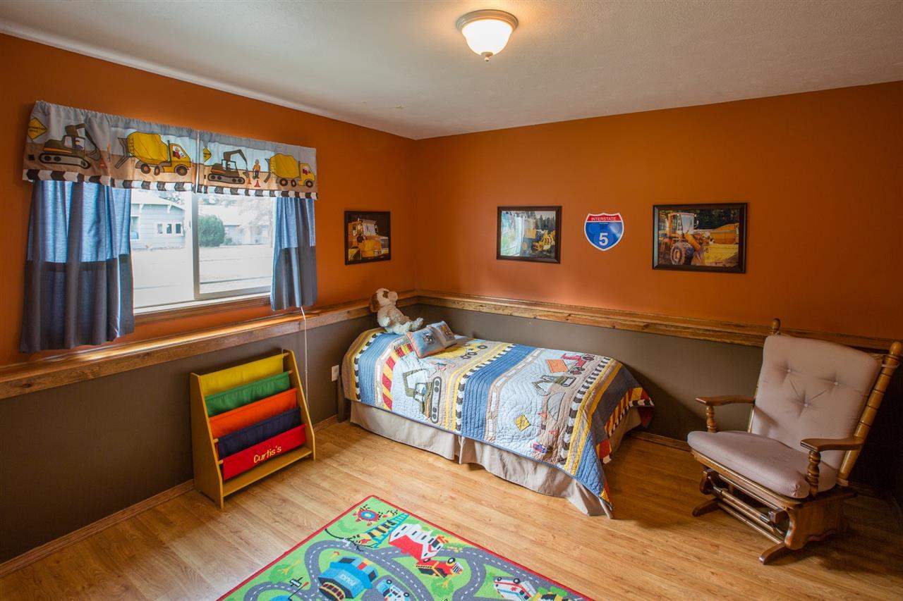 2328 W Kiernan Ave - Photo 17