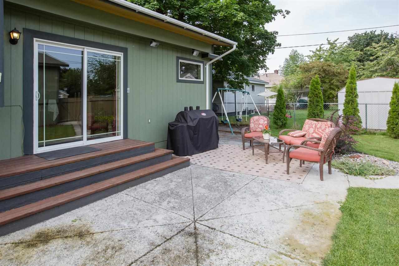 2328 W Kiernan Ave - Photo 20